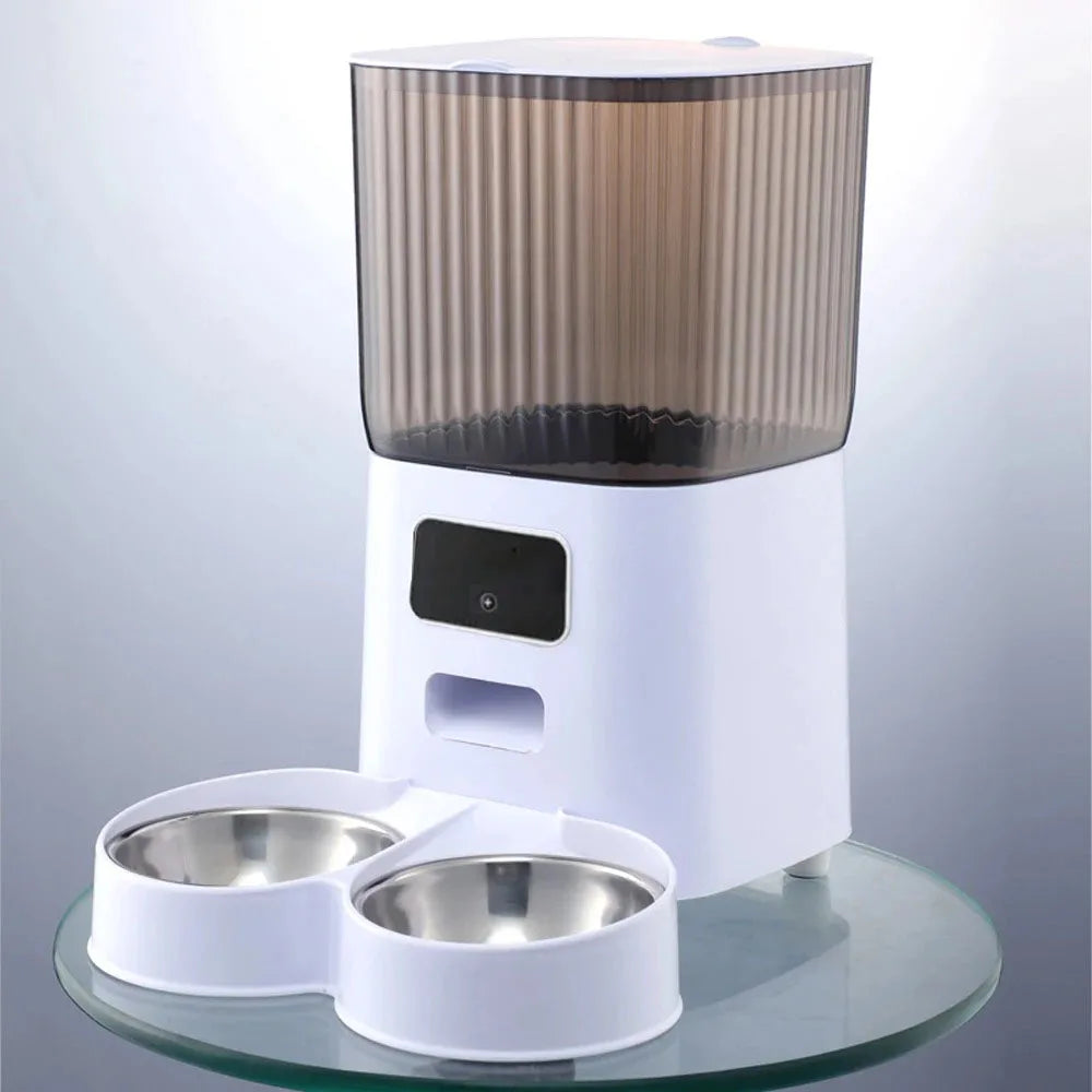 Alaika Vision™ Smart Automatic Double-Bowl Feeder.
