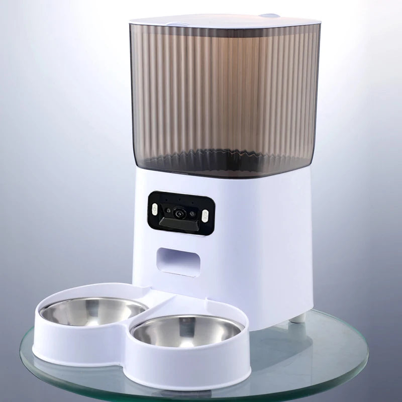 Alaika Vision™ Smart Automatic Double-Bowl Feeder.